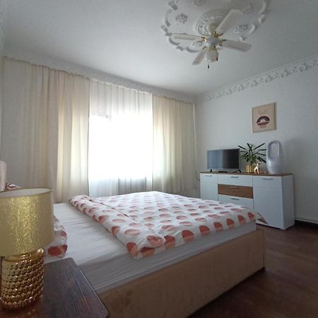 Dove Apartment Sibiu Ngoại thất bức ảnh